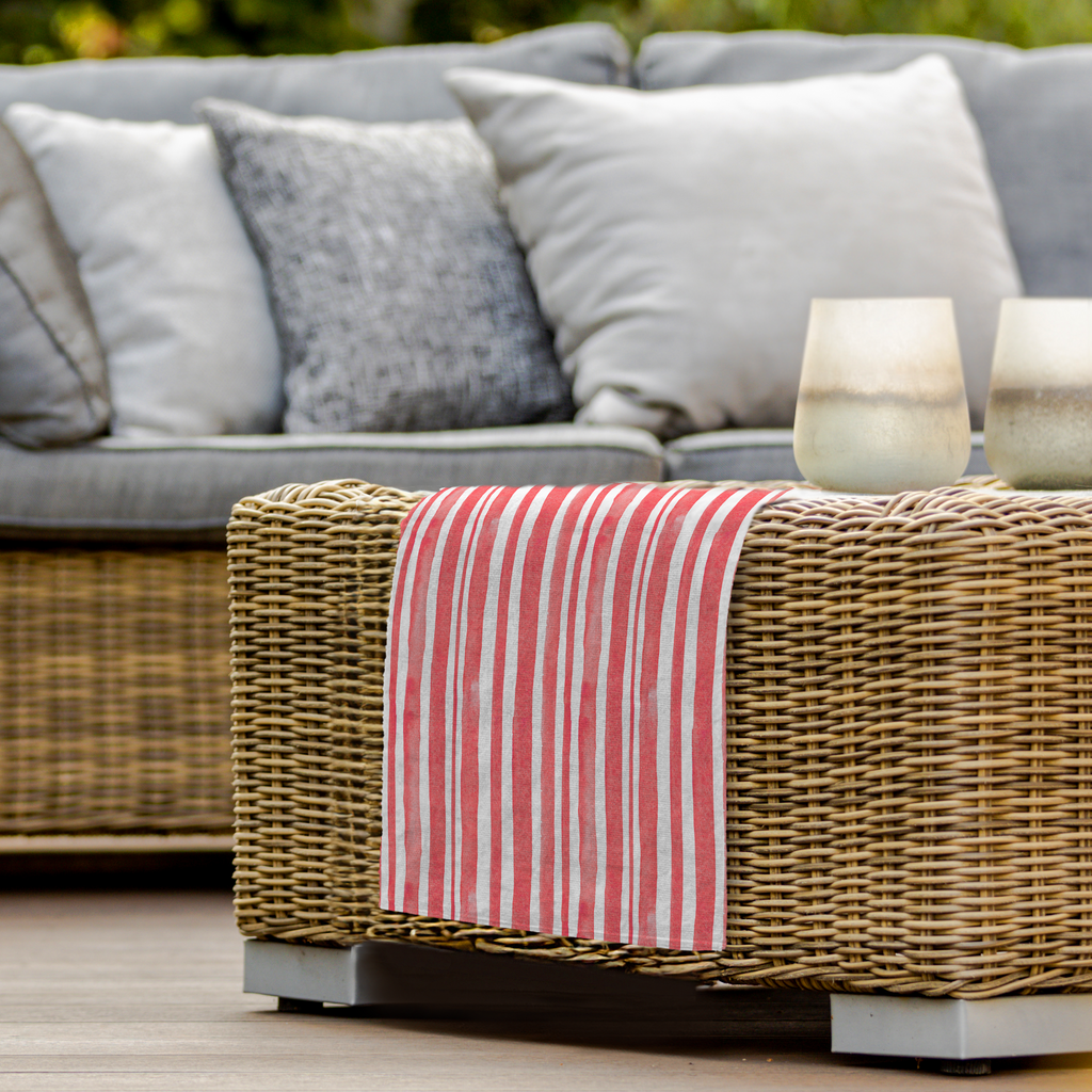 Sisca Table Runner